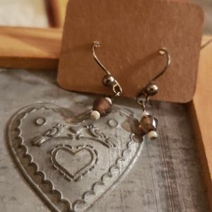 🦩Light Brown Beaded Earrings🦩